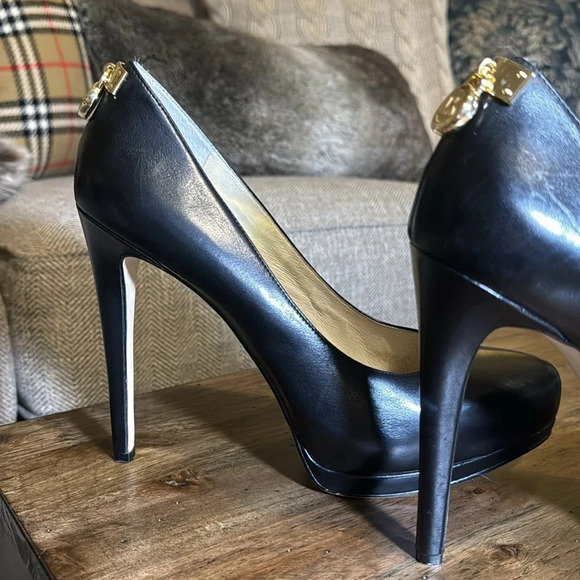 5” MK Michael Kors Designer Black Leather Hamilton 5” Pump Heels Shoes WMN 10M - Picture 5 of 16